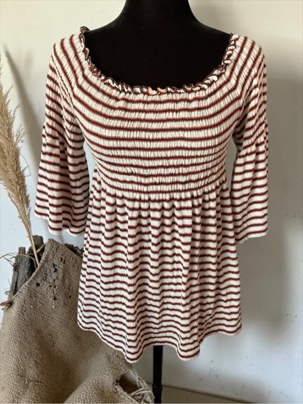 💖 Max Studio Striped Smocked Top 💖